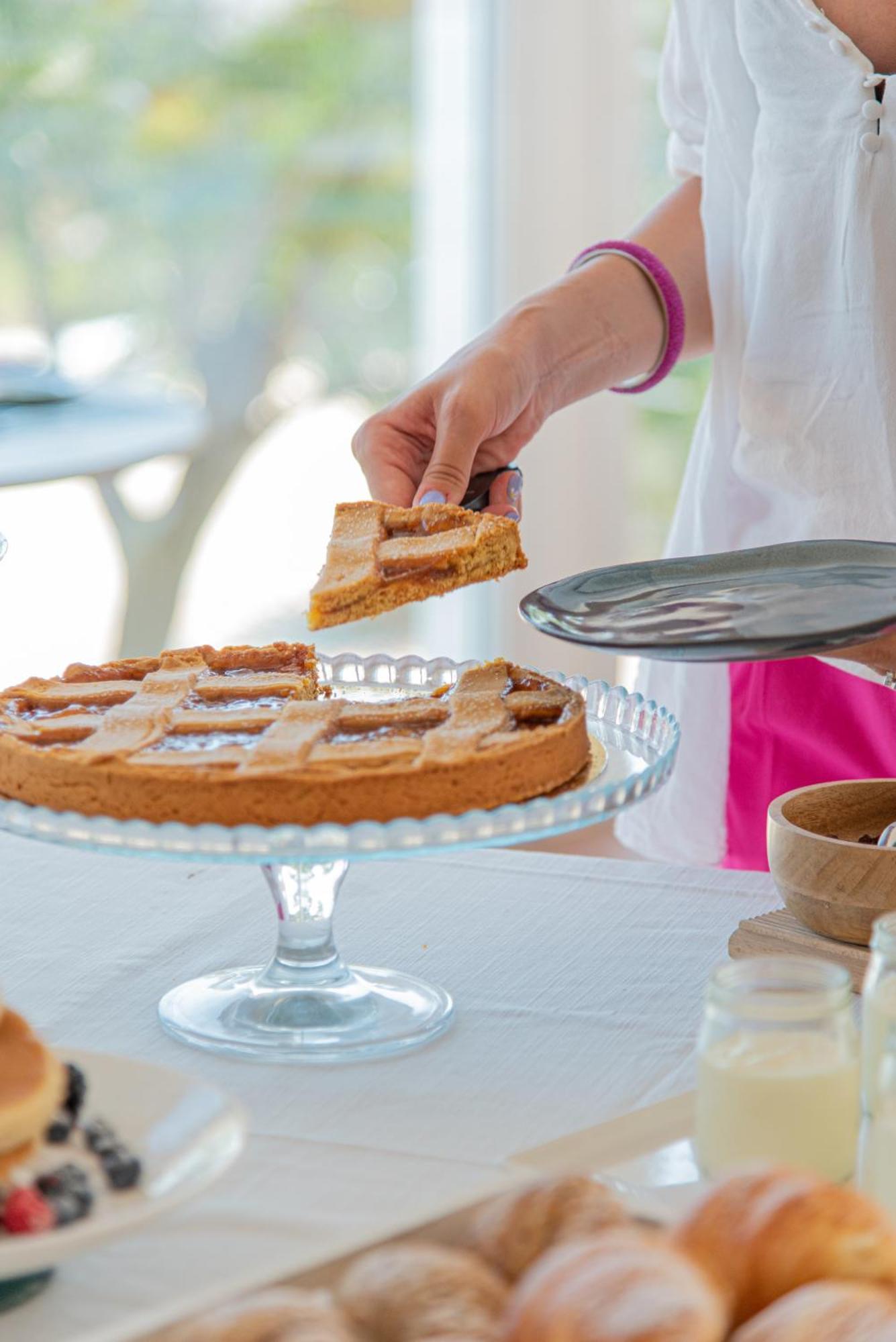 Ambasciatori Hotel - Beach Front -Breakfast Xxl & Brunch Until 12 30Pm Misano Adriatico Exterior photo